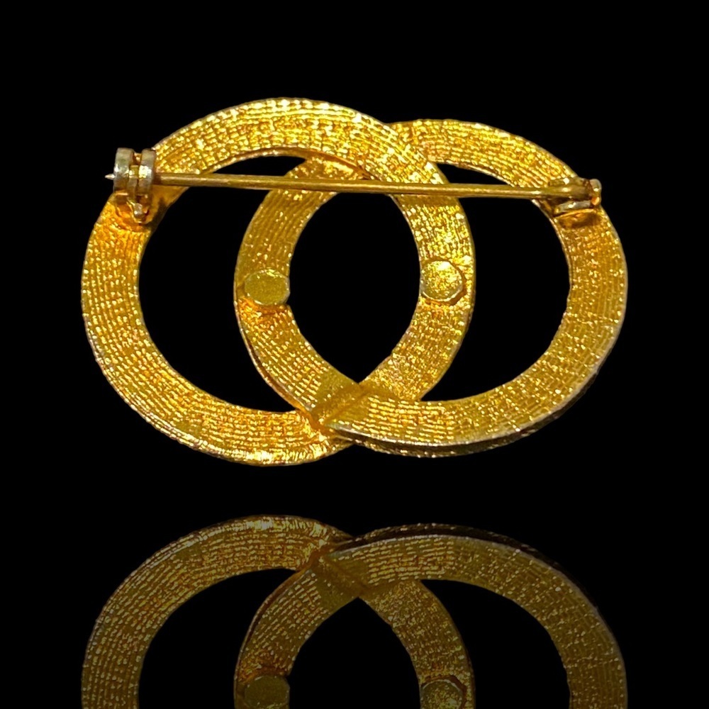 Golden Unity: Vintage Interlocking Double Ring Br… - image 2